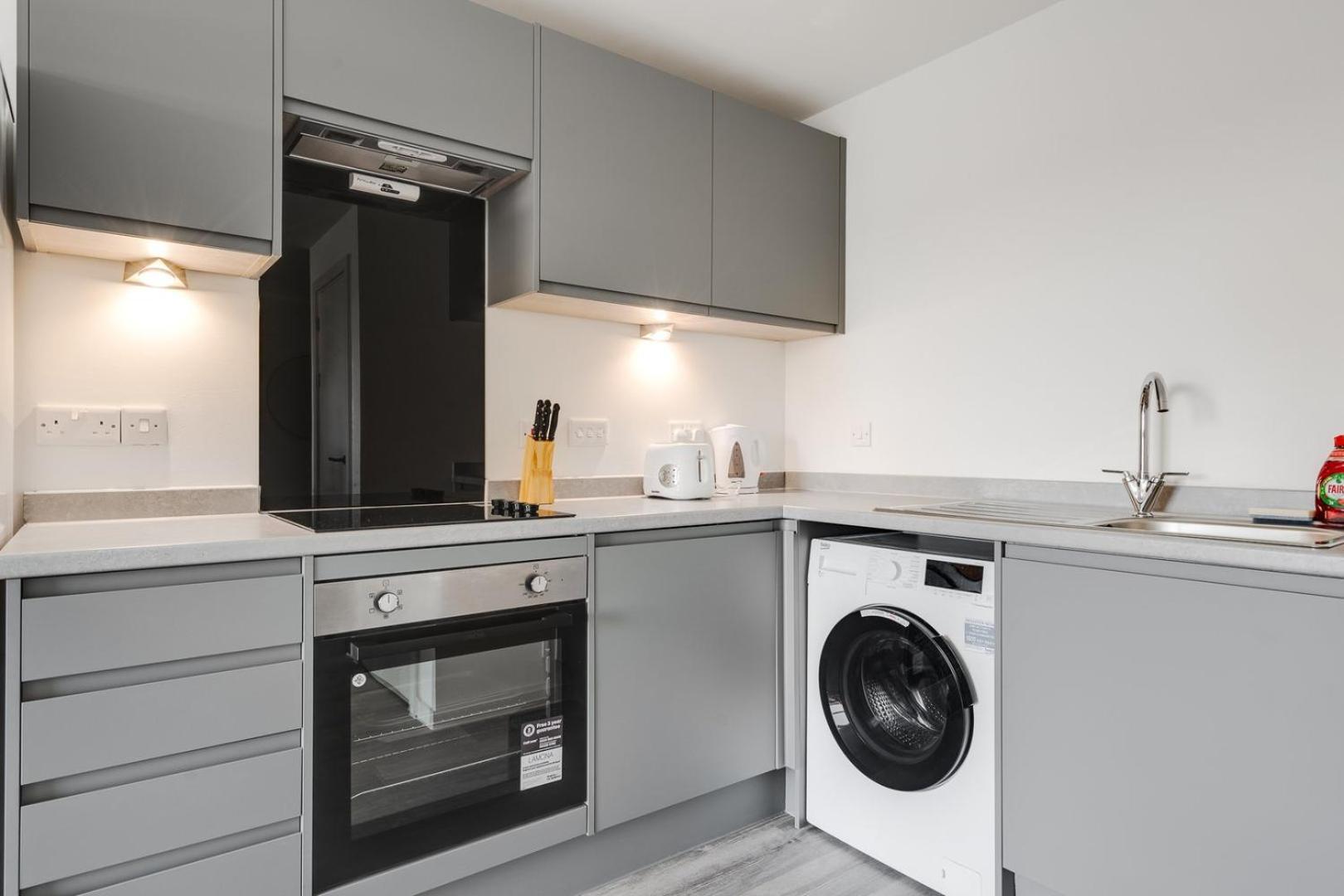 Comforting City Retreat In Vauxhall - No Wifi Liverpool Eksteriør billede